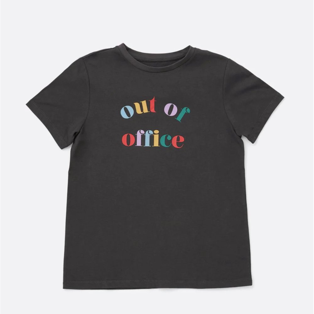 🌸 NWT Out Of Office Vintage Style Faded Black Tee from ban.do (SIZES L, XL, 1X) - Picture 5 of 10